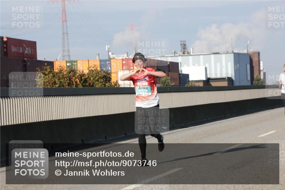 03.10.2025 - Köhlbrandbrückenlauf Jannik Wohlers http://msf.ph/oto/9073746 03.10.2025 09:50:42 Position 3 1119 meine-sportfotos.de