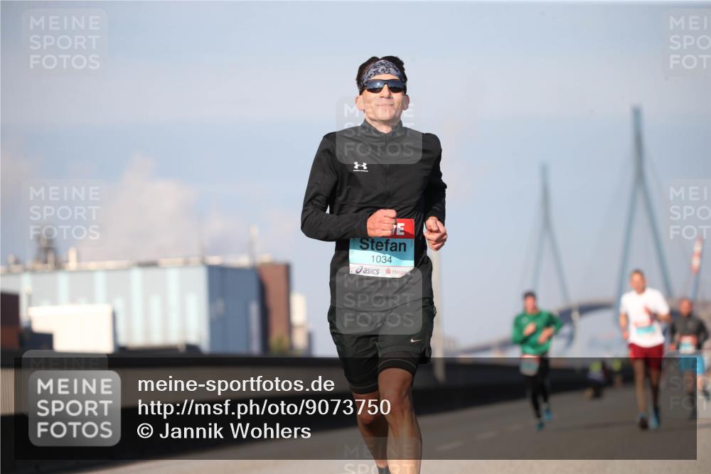 03.10.2025 - Köhlbrandbrückenlauf Jannik Wohlers http://msf.ph/oto/9073750 03.10.2025 09:39:51 Position 3 1034 meine-sportfotos.de