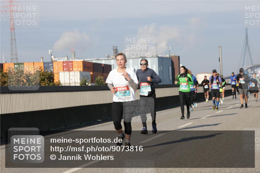 03.10.2025 - Köhlbrandbrückenlauf Jannik Wohlers http://msf.ph/oto/9073816 03.10.2025 09:50:46 Position 3 1944, 1218, 160 meine-sportfotos.de