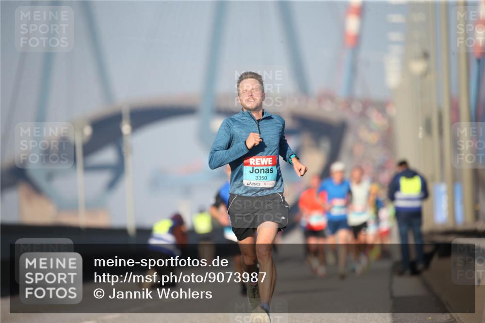 03.10.2025 - Köhlbrandbrückenlauf Jannik Wohlers http://msf.ph/oto/9073987 03.10.2025 09:40:06 Position 3 3350 meine-sportfotos.de