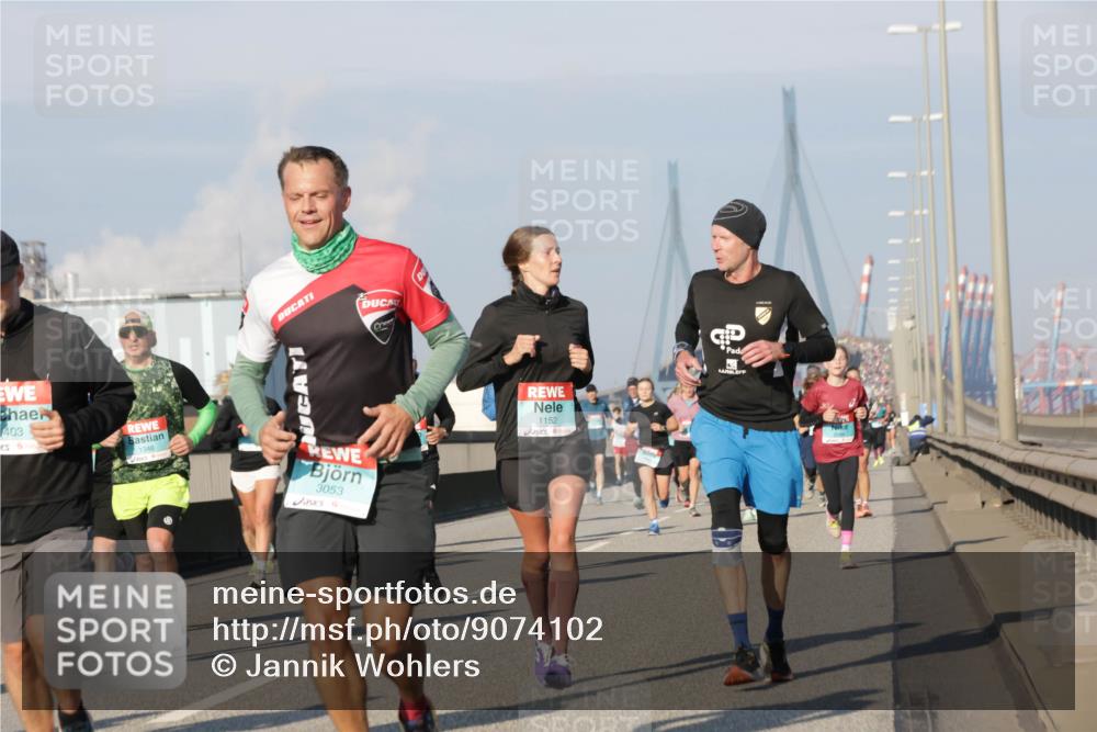03.10.2025 - Köhlbrandbrückenlauf Jannik Wohlers http://msf.ph/oto/9074102 03.10.2025 09:50:54 Position 3 403, 1346, 3053, 1152 meine-sportfotos.de