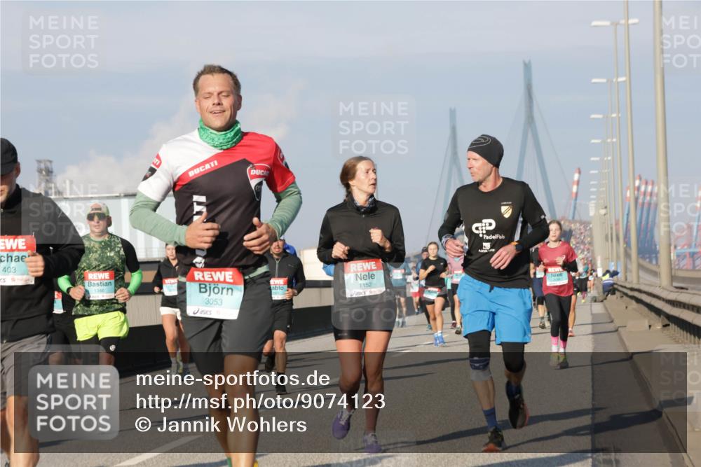 03.10.2025 - Köhlbrandbrückenlauf Jannik Wohlers http://msf.ph/oto/9074123 03.10.2025 09:50:54 Position 3 403, 1346, 3053, 1152 meine-sportfotos.de