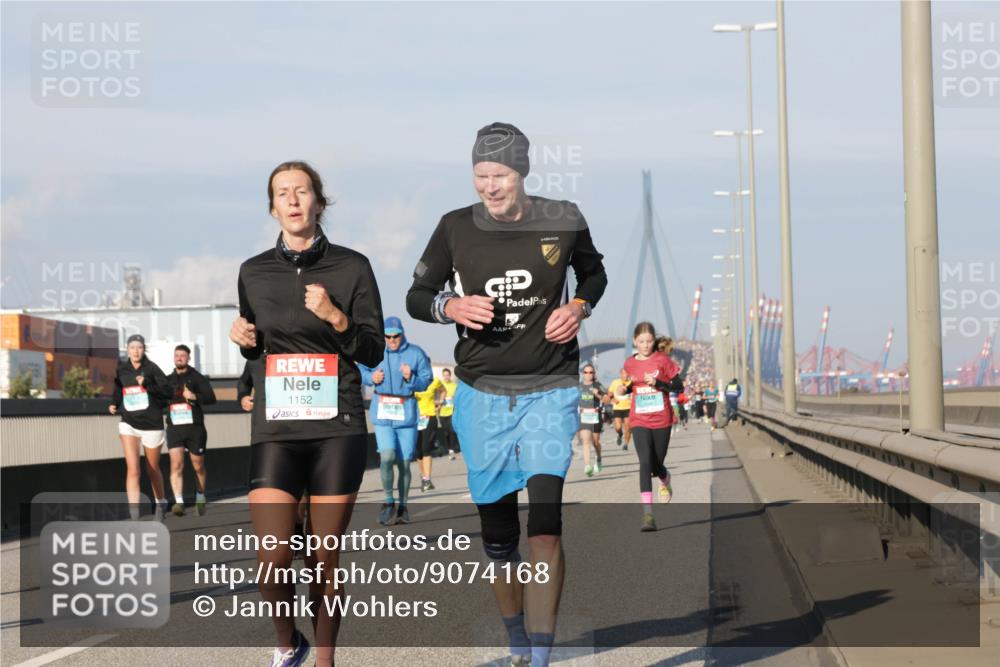 03.10.2025 - Köhlbrandbrückenlauf Jannik Wohlers http://msf.ph/oto/9074168 03.10.2025 09:50:56 Position 3 1152 meine-sportfotos.de