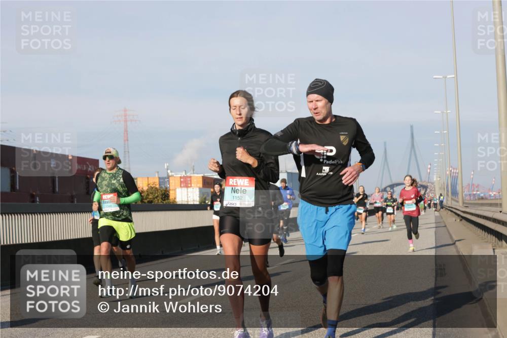 03.10.2025 - Köhlbrandbrückenlauf Jannik Wohlers http://msf.ph/oto/9074204 03.10.2025 09:50:57 Position 3 1152 meine-sportfotos.de
