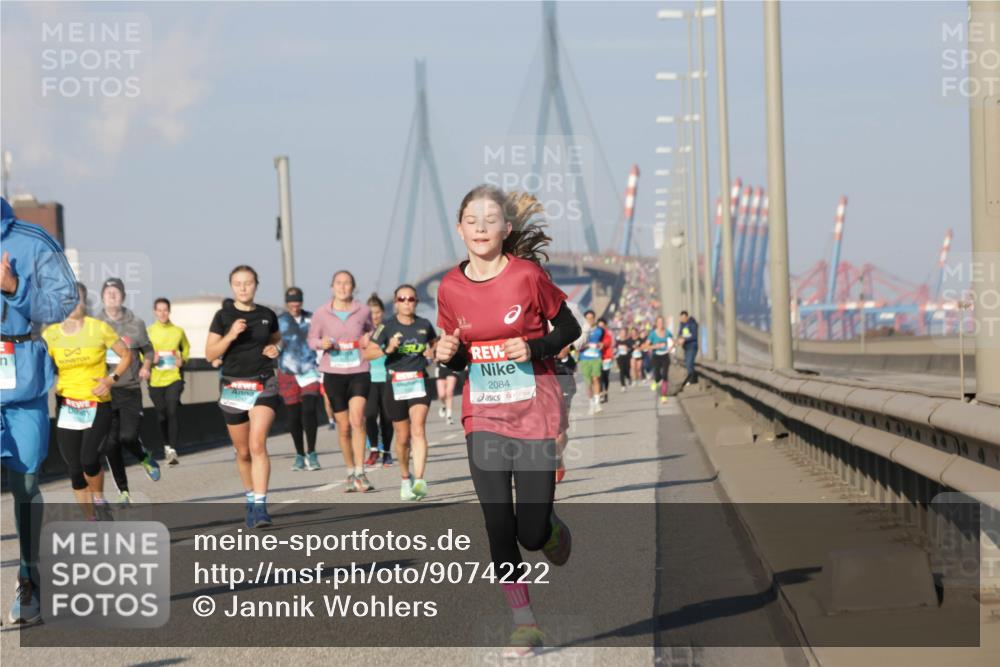 03.10.2025 - Köhlbrandbrückenlauf Jannik Wohlers http://msf.ph/oto/9074222 03.10.2025 09:50:58 Position 3 8, 2084 meine-sportfotos.de