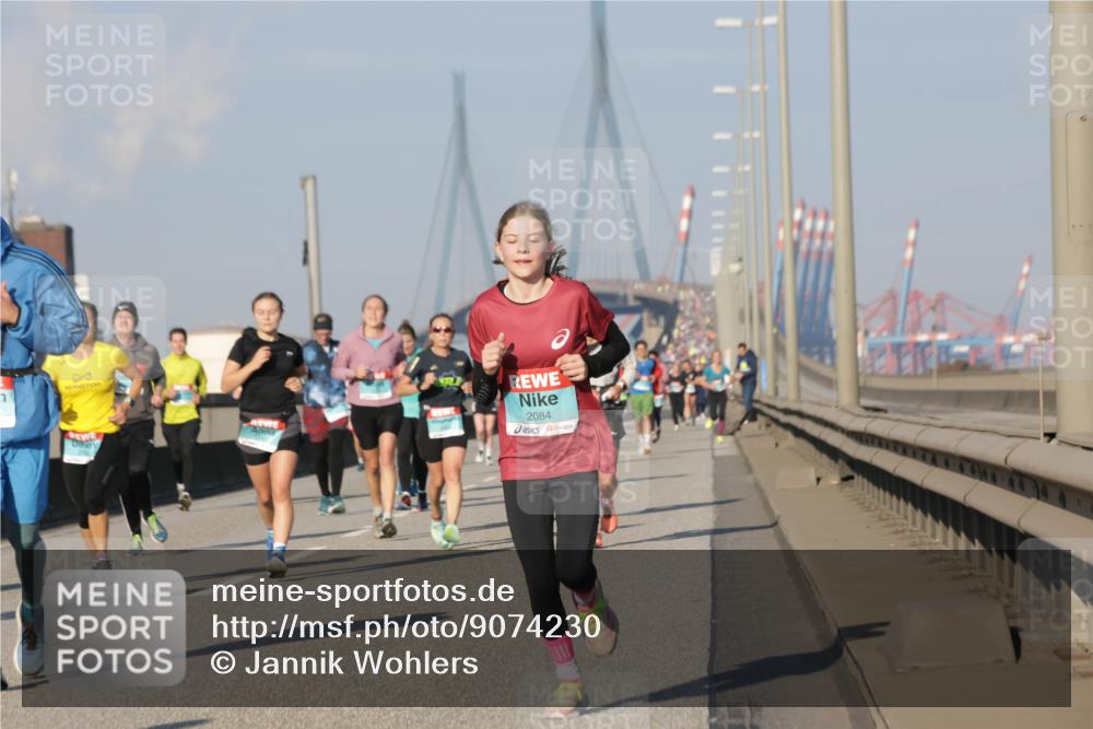 03.10.2025 - Köhlbrandbrückenlauf Jannik Wohlers http://msf.ph/oto/9074230 03.10.2025 09:50:59 Position 3 2084 meine-sportfotos.de
