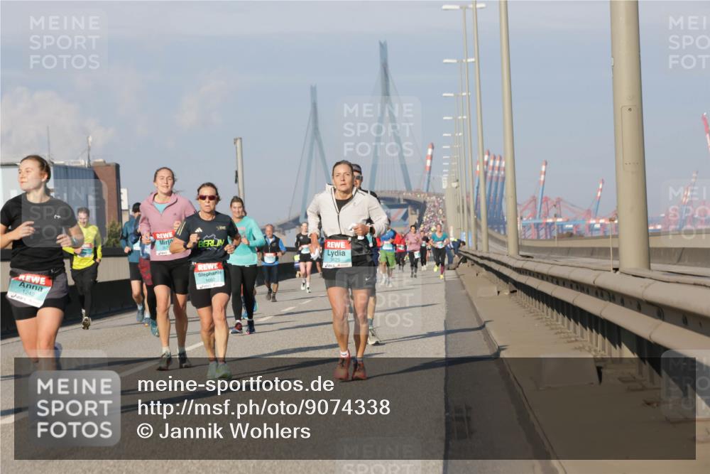 03.10.2025 - Köhlbrandbrückenlauf Jannik Wohlers http://msf.ph/oto/9074338 03.10.2025 09:51:03 Position 3 1242, 1092 meine-sportfotos.de