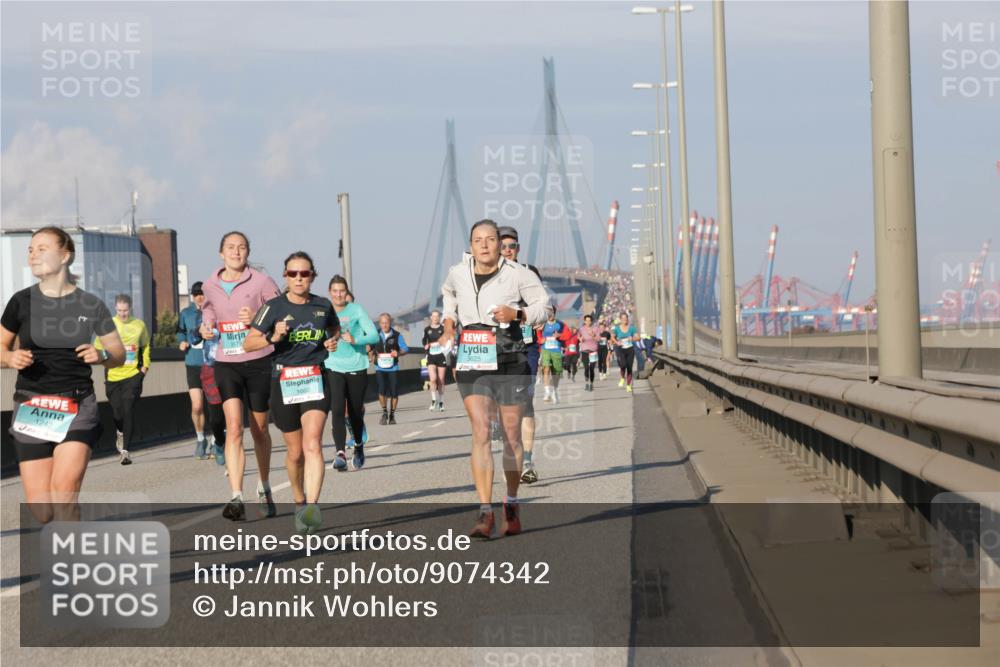 03.10.2025 - Köhlbrandbrückenlauf Jannik Wohlers http://msf.ph/oto/9074342 03.10.2025 09:51:03 Position 3 1242, 1092 meine-sportfotos.de