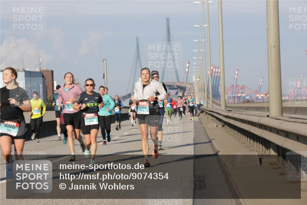 03.10.2025 - Köhlbrandbrückenlauf Jannik Wohlers http://msf.ph/oto/9074354 03.10.2025 09:51:03 Position 3 17, 1242, 5, 1092, 3625 meine-sportfotos.de
