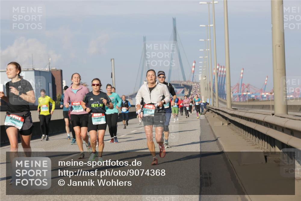 03.10.2025 - Köhlbrandbrückenlauf Jannik Wohlers http://msf.ph/oto/9074368 03.10.2025 09:51:03 Position 3 1242, 1092, 3625 meine-sportfotos.de