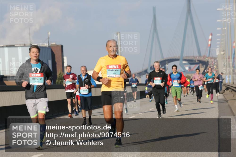 03.10.2025 - Köhlbrandbrückenlauf Jannik Wohlers http://msf.ph/oto/9074516 03.10.2025 09:51:10 Position 3 3656, 1428 meine-sportfotos.de