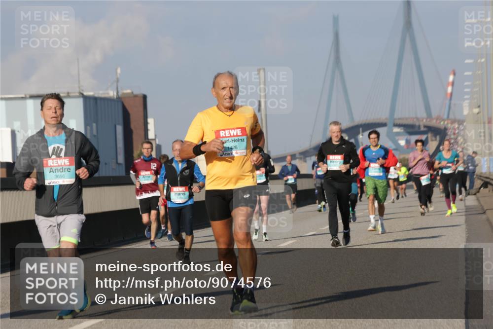 03.10.2025 - Köhlbrandbrückenlauf Jannik Wohlers http://msf.ph/oto/9074576 03.10.2025 09:51:10 Position 3 12, 3656, 1428 meine-sportfotos.de