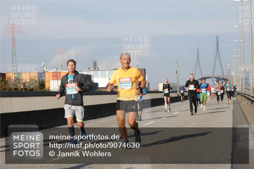 03.10.2025 - Köhlbrandbrückenlauf Jannik Wohlers http://msf.ph/oto/9074630 03.10.2025 09:51:12 Position 3 3656, 1428 meine-sportfotos.de