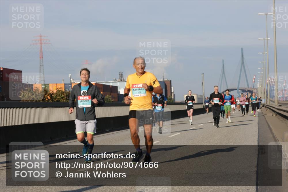 03.10.2025 - Köhlbrandbrückenlauf Jannik Wohlers http://msf.ph/oto/9074666 03.10.2025 09:51:12 Position 3 3656, 1428 meine-sportfotos.de