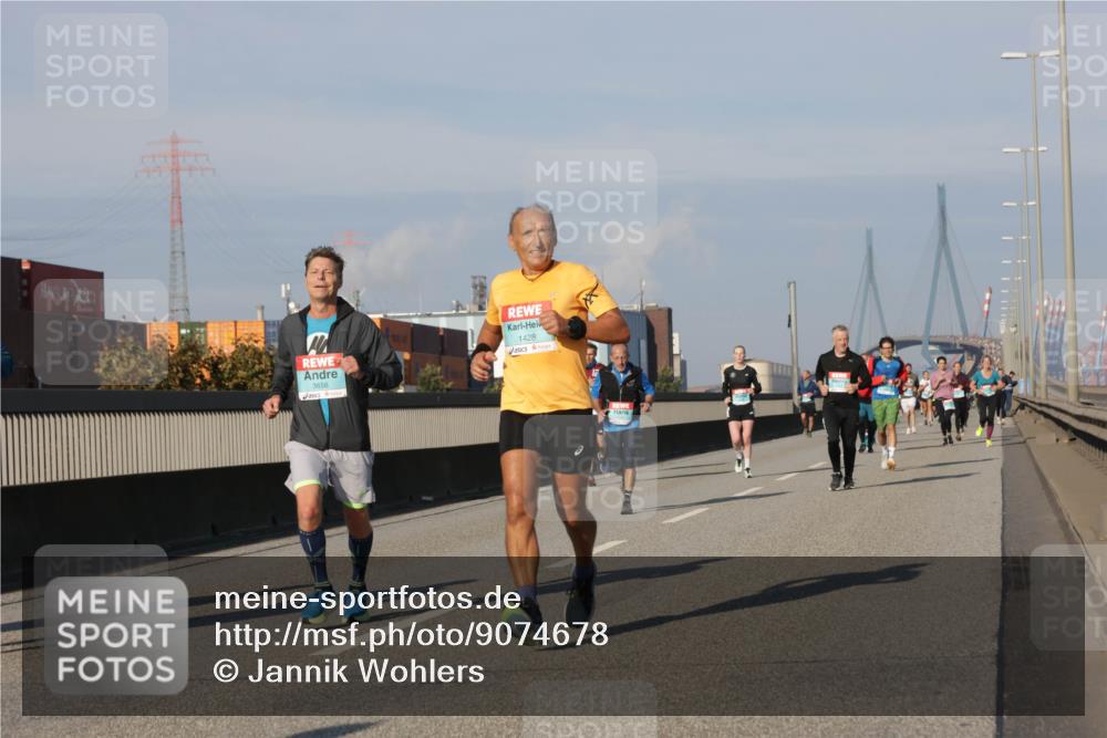 03.10.2025 - Köhlbrandbrückenlauf Jannik Wohlers http://msf.ph/oto/9074678 03.10.2025 09:51:13 Position 3 3656, 1428 meine-sportfotos.de