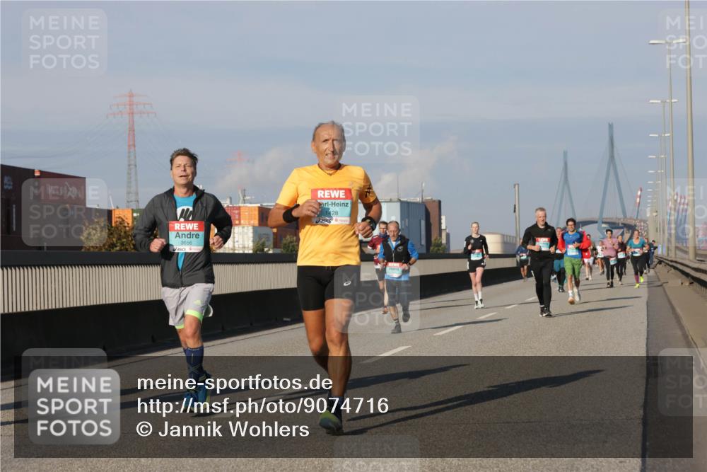 03.10.2025 - Köhlbrandbrückenlauf Jannik Wohlers http://msf.ph/oto/9074716 03.10.2025 09:51:13 Position 3 3656, 1428 meine-sportfotos.de