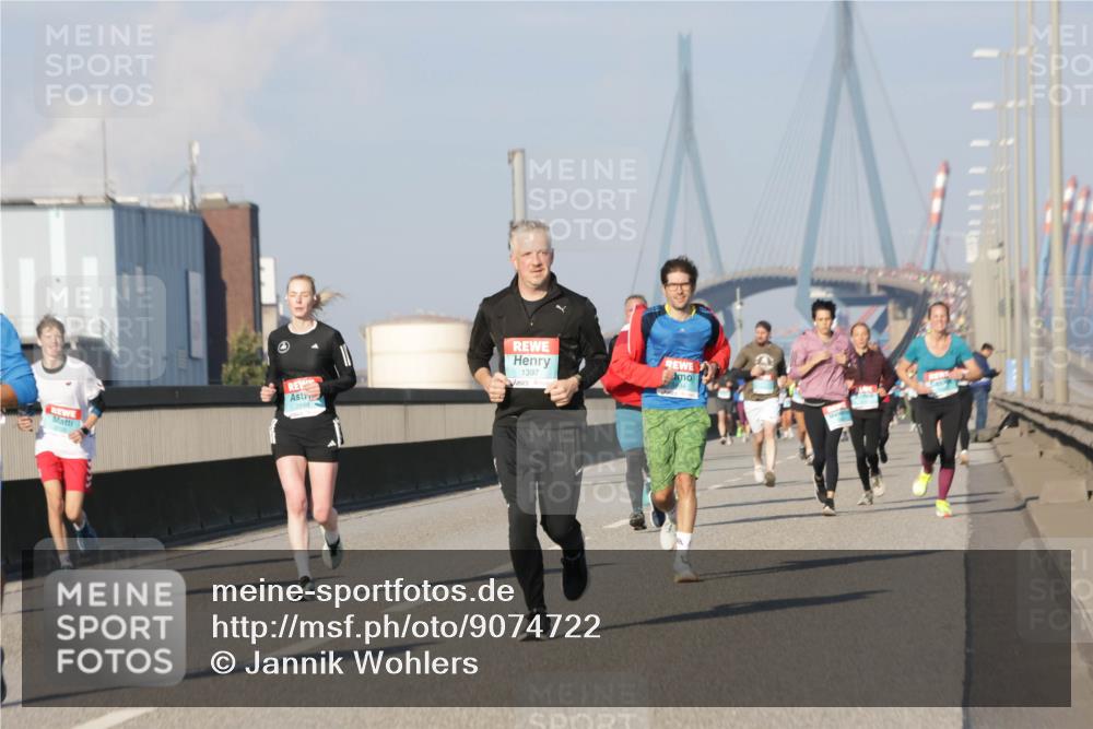 03.10.2025 - Köhlbrandbrückenlauf Jannik Wohlers http://msf.ph/oto/9074722 03.10.2025 09:51:14 Position 3 1397 meine-sportfotos.de