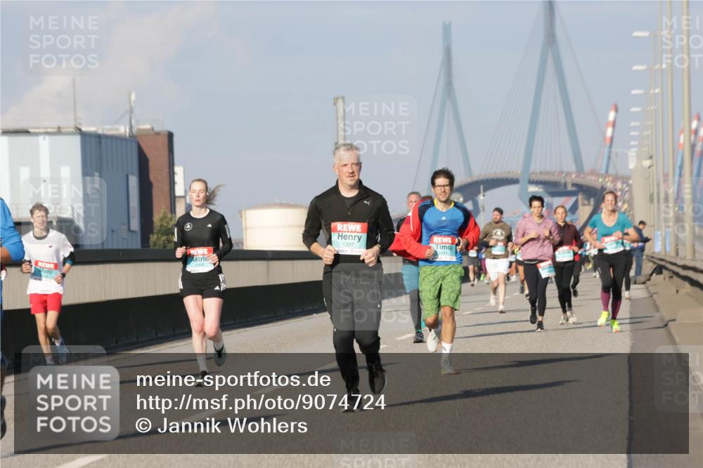 03.10.2025 - Köhlbrandbrückenlauf Jannik Wohlers http://msf.ph/oto/9074724 03.10.2025 09:51:14 Position 3 1397, 3484, 2698 meine-sportfotos.de