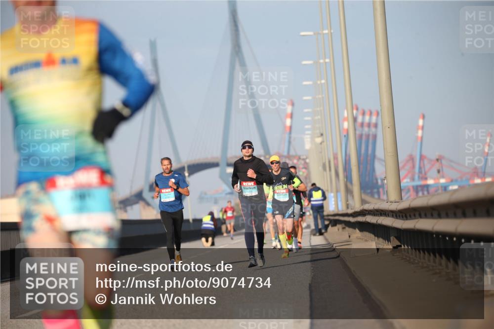 03.10.2025 - Köhlbrandbrückenlauf Jannik Wohlers http://msf.ph/oto/9074734 03.10.2025 09:40:35 Position 3 1019 meine-sportfotos.de