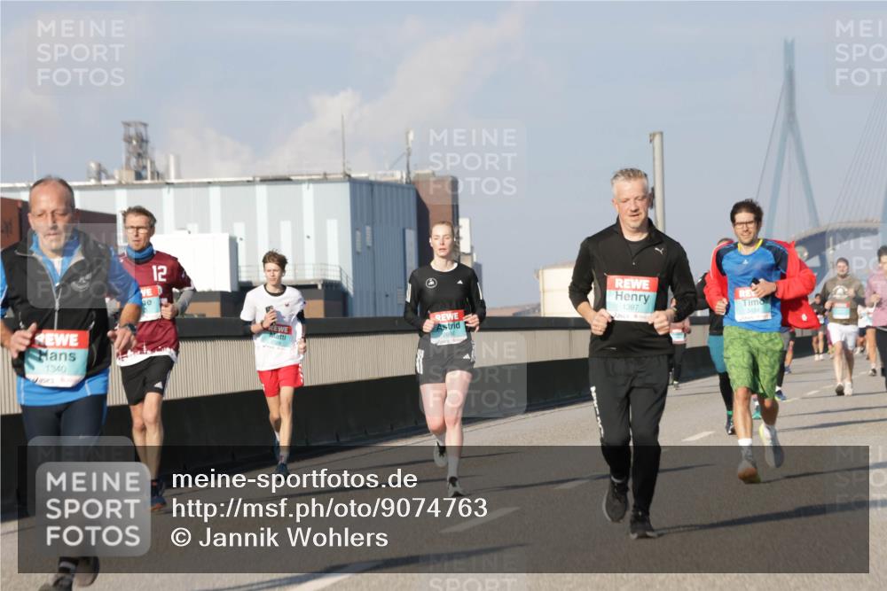 03.10.2025 - Köhlbrandbrückenlauf Jannik Wohlers http://msf.ph/oto/9074763 03.10.2025 09:51:15 Position 3 1340, 12, 2698, 1397, 3484 meine-sportfotos.de