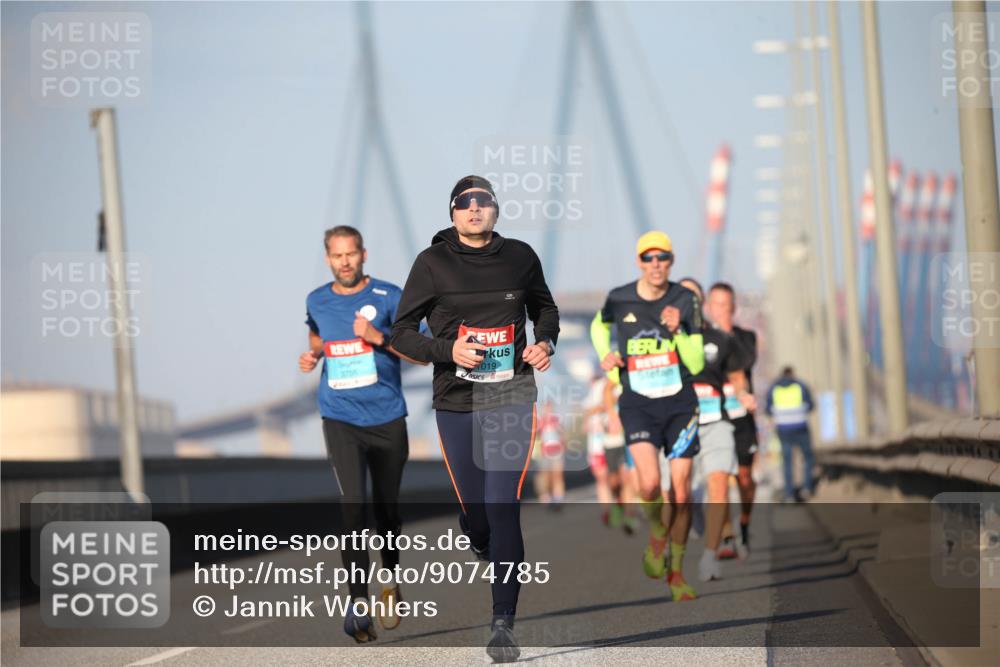 03.10.2025 - Köhlbrandbrückenlauf Jannik Wohlers http://msf.ph/oto/9074785 03.10.2025 09:40:38 Position 3 019, 3756 meine-sportfotos.de