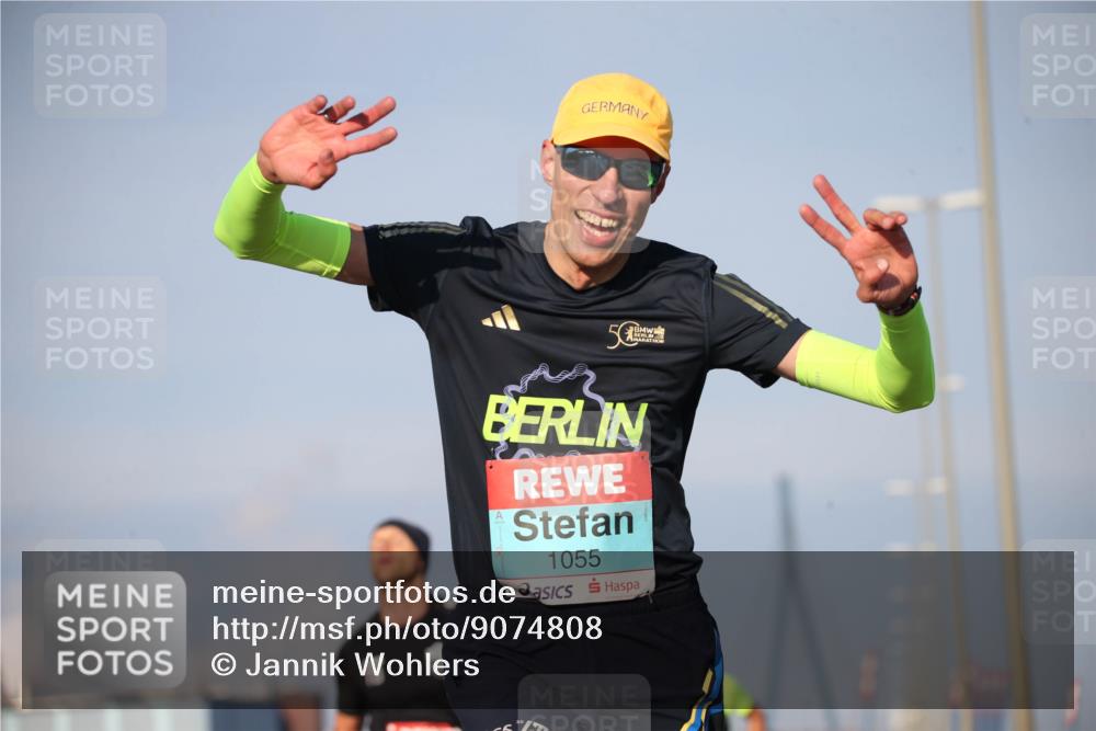 03.10.2025 - Köhlbrandbrückenlauf Jannik Wohlers http://msf.ph/oto/9074808 03.10.2025 09:40:46 Position 3 5, 1055 meine-sportfotos.de