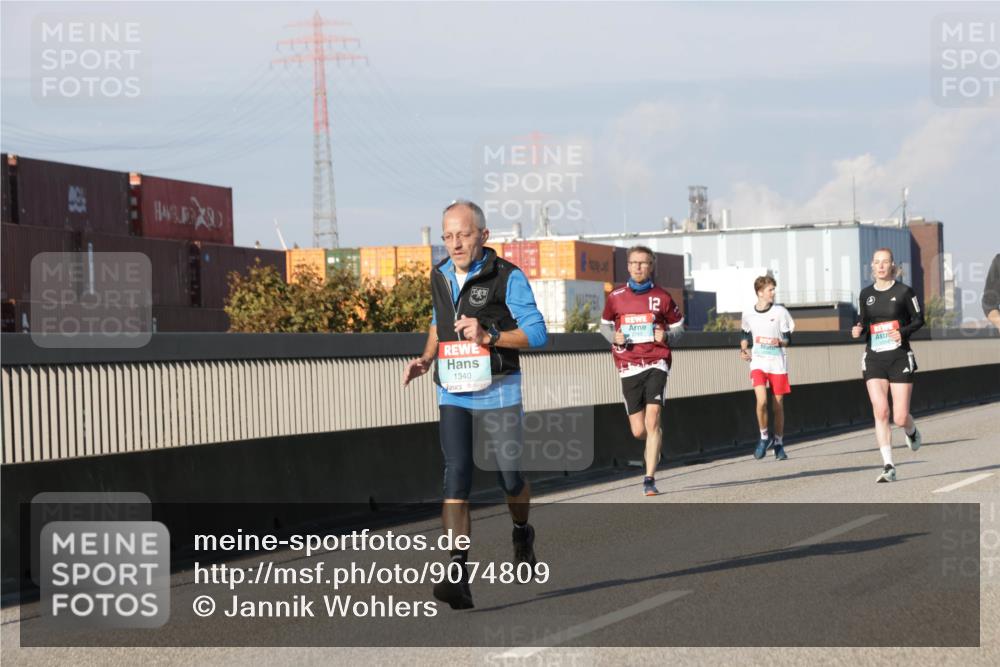03.10.2025 - Köhlbrandbrückenlauf Jannik Wohlers http://msf.ph/oto/9074809 03.10.2025 09:51:16 Position 3 1340, 12 meine-sportfotos.de