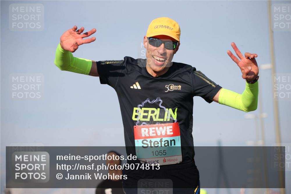 03.10.2025 - Köhlbrandbrückenlauf Jannik Wohlers http://msf.ph/oto/9074813 03.10.2025 09:40:46 Position 3 5, 1055 meine-sportfotos.de