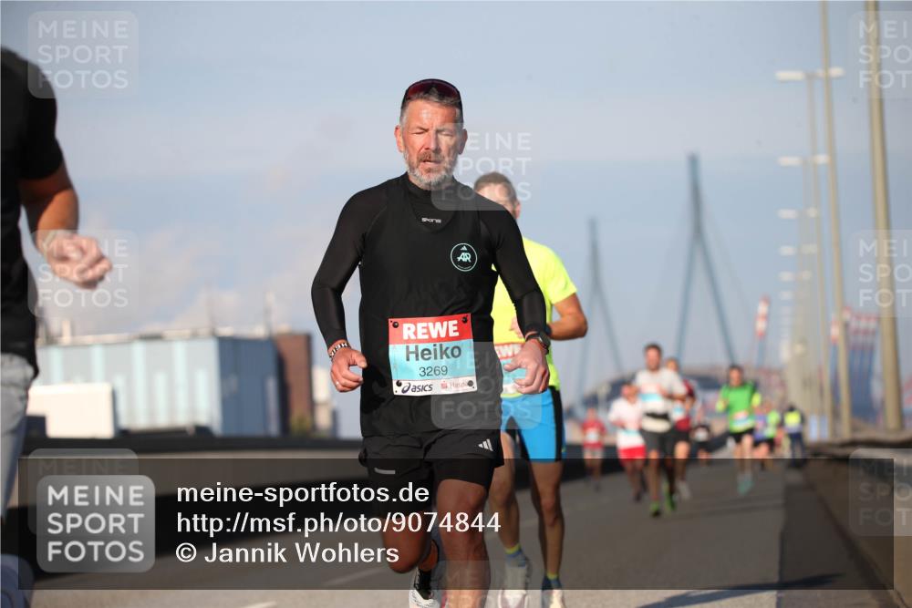 03.10.2025 - Köhlbrandbrückenlauf Jannik Wohlers http://msf.ph/oto/9074844 03.10.2025 09:40:48 Position 3 3269 meine-sportfotos.de
