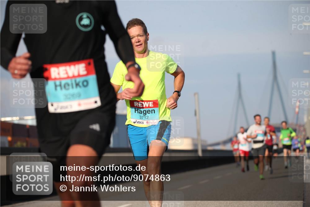 03.10.2025 - Köhlbrandbrückenlauf Jannik Wohlers http://msf.ph/oto/9074863 03.10.2025 09:40:49 Position 3 3269, 3712 meine-sportfotos.de