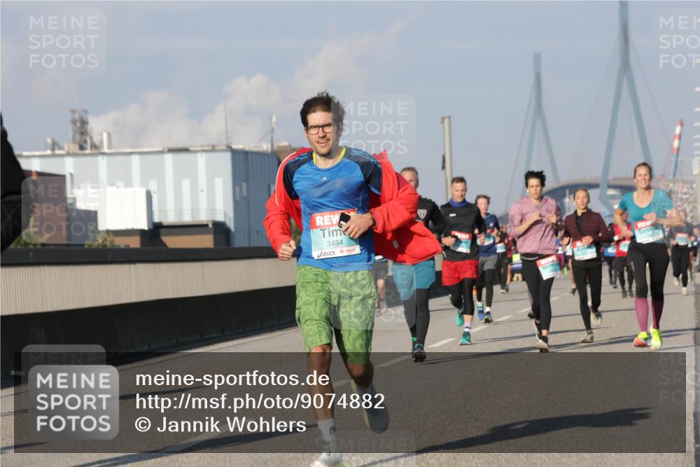 03.10.2025 - Köhlbrandbrückenlauf Jannik Wohlers http://msf.ph/oto/9074882 03.10.2025 09:51:19 Position 3 3484 meine-sportfotos.de