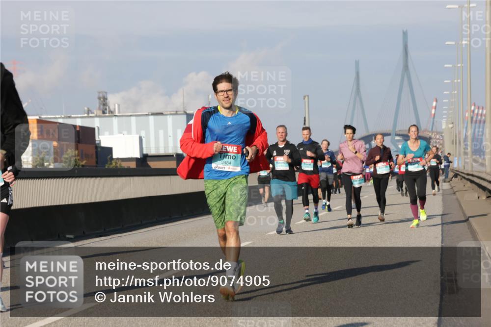 03.10.2025 - Köhlbrandbrückenlauf Jannik Wohlers http://msf.ph/oto/9074905 03.10.2025 09:51:20 Position 3 3484, 2761 meine-sportfotos.de
