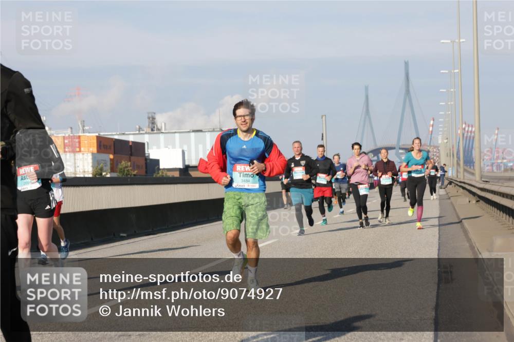 03.10.2025 - Köhlbrandbrückenlauf Jannik Wohlers http://msf.ph/oto/9074927 03.10.2025 09:51:20 Position 3 2698, 3484 meine-sportfotos.de