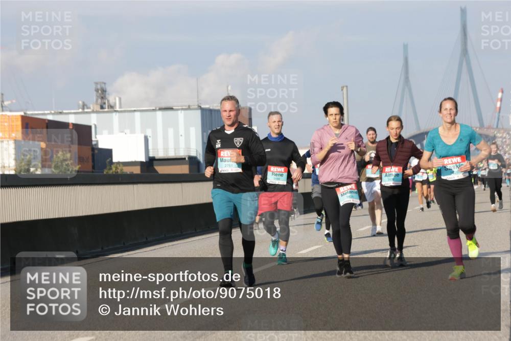 03.10.2025 - Köhlbrandbrückenlauf Jannik Wohlers http://msf.ph/oto/9075018 03.10.2025 09:51:22 Position 3 2761, 3188, 1424 meine-sportfotos.de