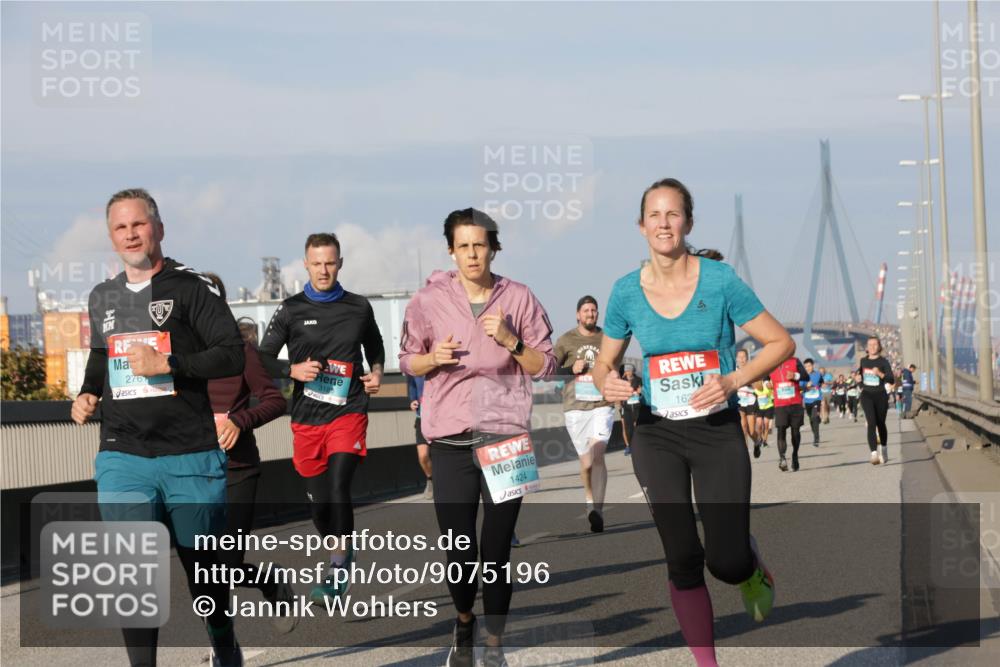 03.10.2025 - Köhlbrandbrückenlauf Jannik Wohlers http://msf.ph/oto/9075196 03.10.2025 09:51:25 Position 3 276, 3185, 1424, 162 meine-sportfotos.de