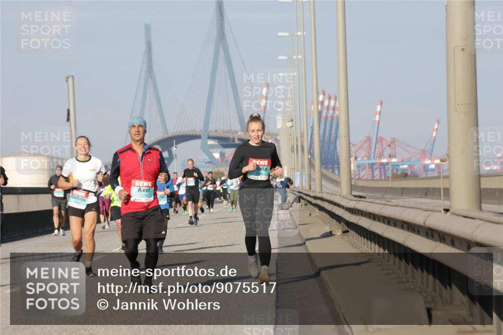 03.10.2025 - Köhlbrandbrückenlauf Jannik Wohlers http://msf.ph/oto/9075517 03.10.2025 09:51:31 Position 3 1134 meine-sportfotos.de
