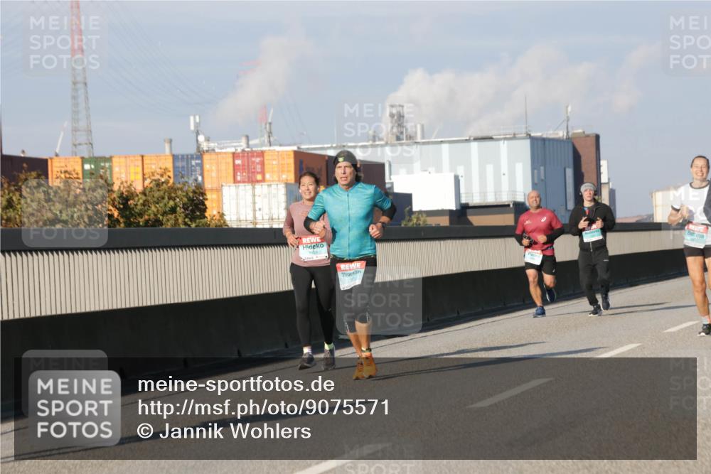 03.10.2025 - Köhlbrandbrückenlauf Jannik Wohlers http://msf.ph/oto/9075571 03.10.2025 09:51:33 Position 3 199, 290 meine-sportfotos.de