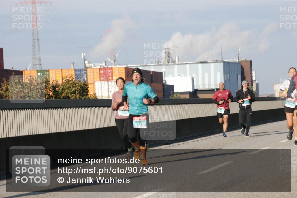 03.10.2025 - Köhlbrandbrückenlauf Jannik Wohlers http://msf.ph/oto/9075601 03.10.2025 09:51:33 Position 3 1189, 2913 meine-sportfotos.de
