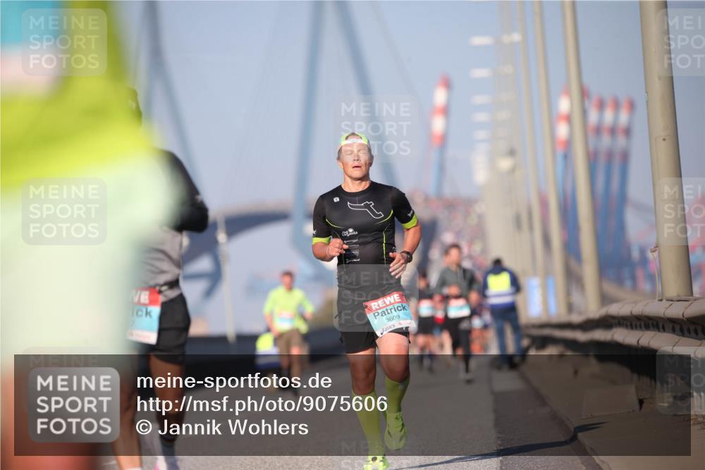 03.10.2025 - Köhlbrandbrückenlauf Jannik Wohlers http://msf.ph/oto/9075606 03.10.2025 09:41:59 Position 3 3609 meine-sportfotos.de