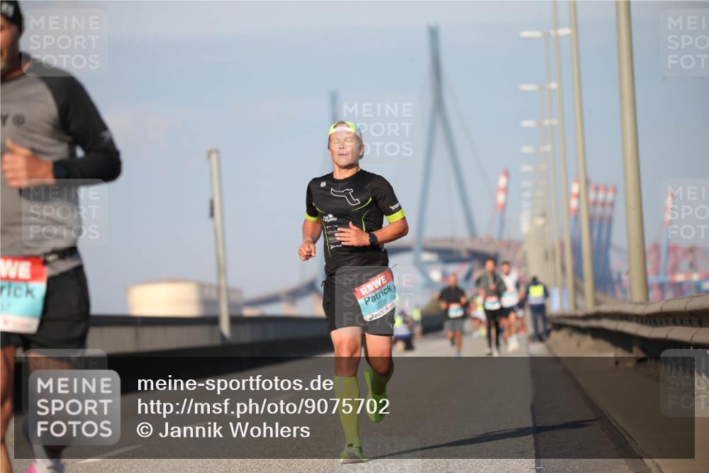 03.10.2025 - Köhlbrandbrückenlauf Jannik Wohlers http://msf.ph/oto/9075702 03.10.2025 09:42:03 Position 3 3609 meine-sportfotos.de
