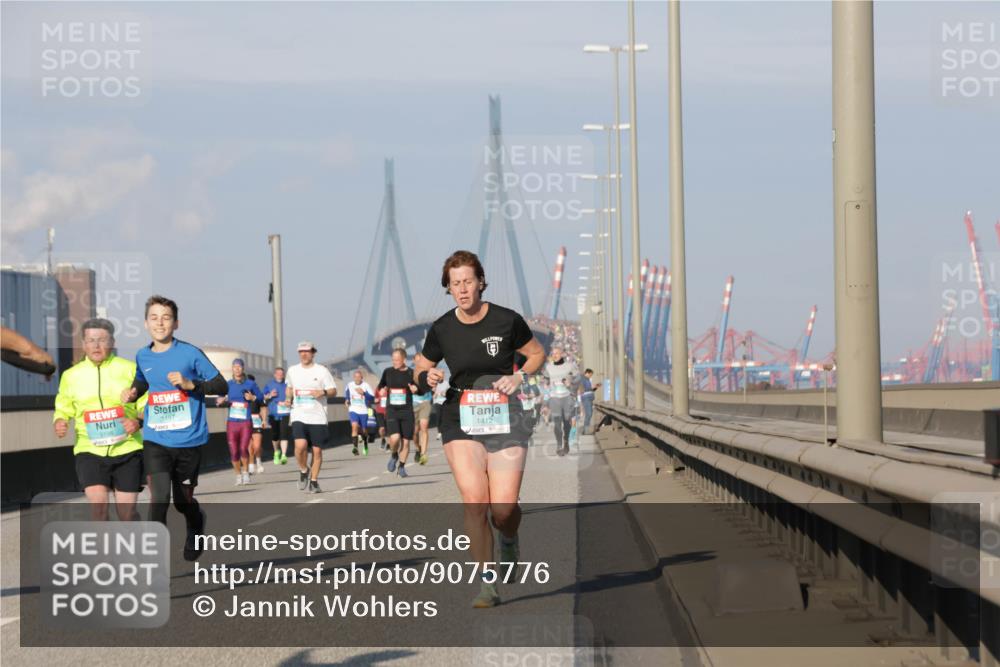 03.10.2025 - Köhlbrandbrückenlauf Jannik Wohlers http://msf.ph/oto/9075776 03.10.2025 09:51:38 Position 3 1412, 9 meine-sportfotos.de