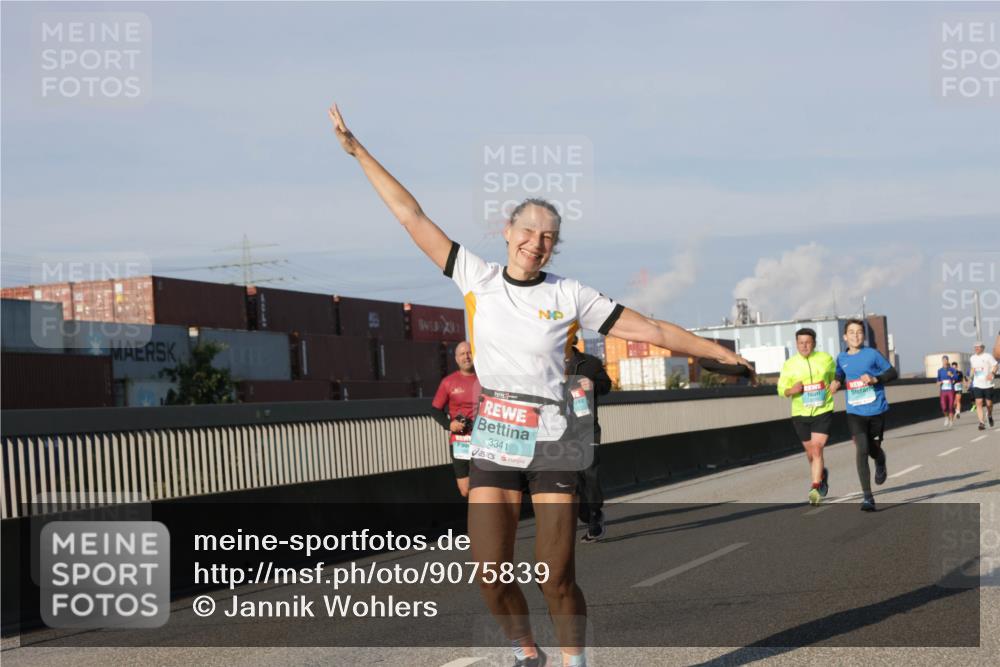 03.10.2025 - Köhlbrandbrückenlauf Jannik Wohlers http://msf.ph/oto/9075839 03.10.2025 09:51:40 Position 3 3341 meine-sportfotos.de