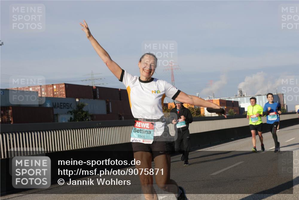 03.10.2025 - Köhlbrandbrückenlauf Jannik Wohlers http://msf.ph/oto/9075871 03.10.2025 09:51:40 Position 3 3341 meine-sportfotos.de