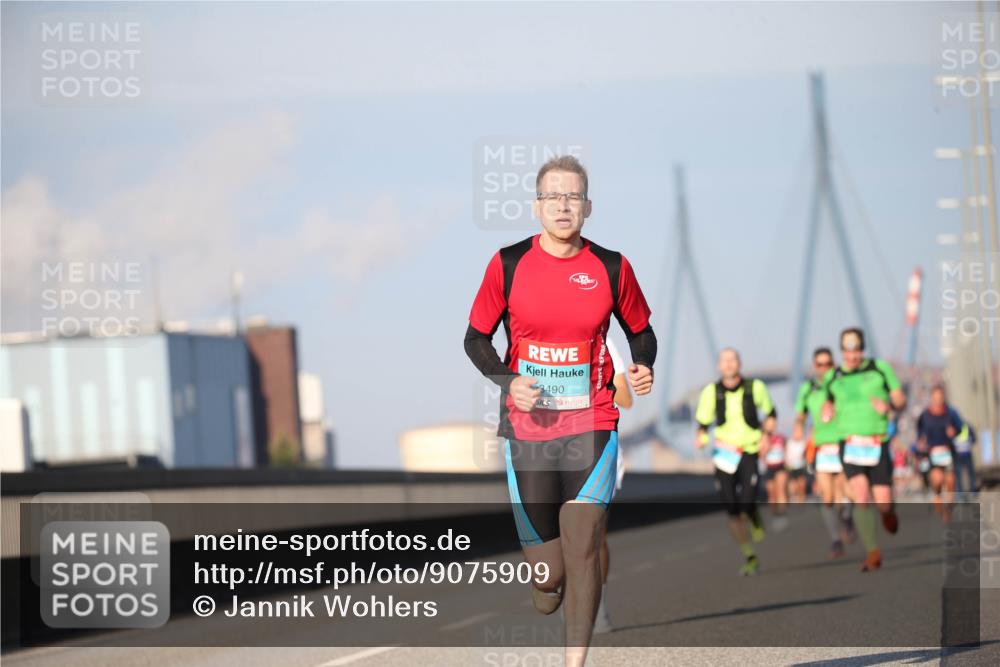 03.10.2025 - Köhlbrandbrückenlauf Jannik Wohlers http://msf.ph/oto/9075909 03.10.2025 09:42:29 Position 3 8490 meine-sportfotos.de