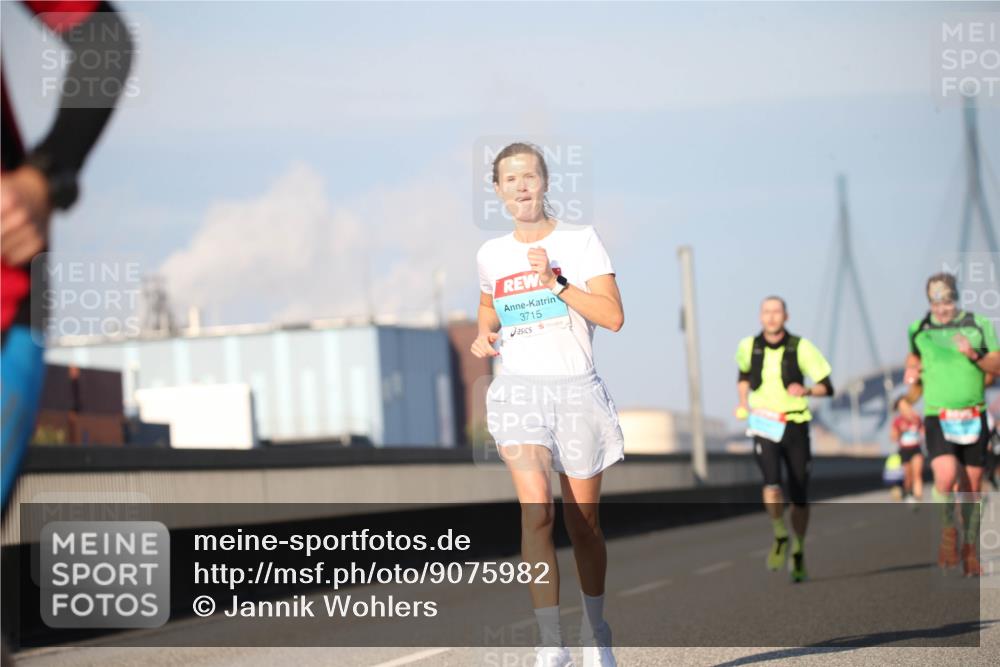 03.10.2025 - Köhlbrandbrückenlauf Jannik Wohlers http://msf.ph/oto/9075982 03.10.2025 09:42:31 Position 3 3715 meine-sportfotos.de