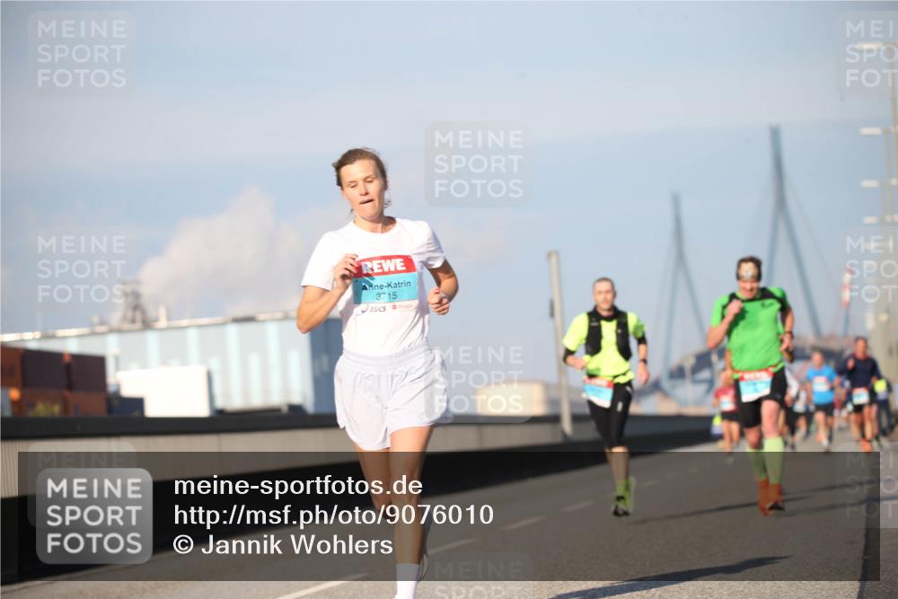 03.10.2025 - Köhlbrandbrückenlauf Jannik Wohlers http://msf.ph/oto/9076010 03.10.2025 09:42:32 Position 3 3715 meine-sportfotos.de