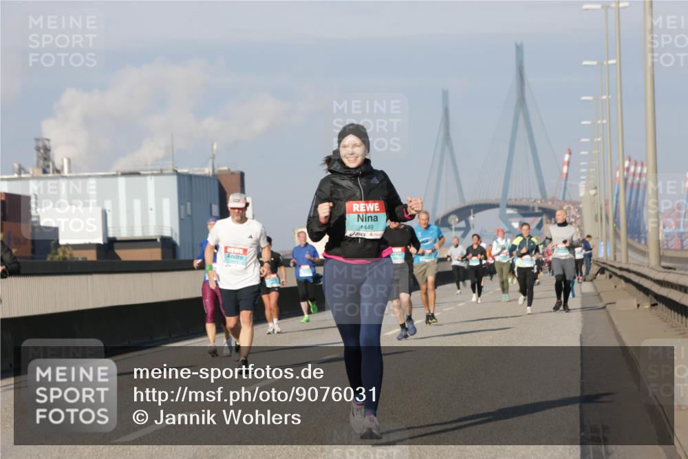 03.10.2025 - Köhlbrandbrückenlauf Jannik Wohlers http://msf.ph/oto/9076031 03.10.2025 09:51:44 Position 3 1449 meine-sportfotos.de
