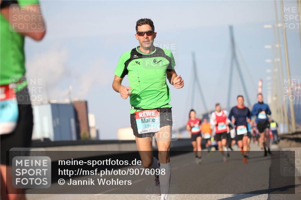 03.10.2025 - Köhlbrandbrückenlauf Jannik Wohlers http://msf.ph/oto/9076098 03.10.2025 09:42:37 Position 3 2704 meine-sportfotos.de