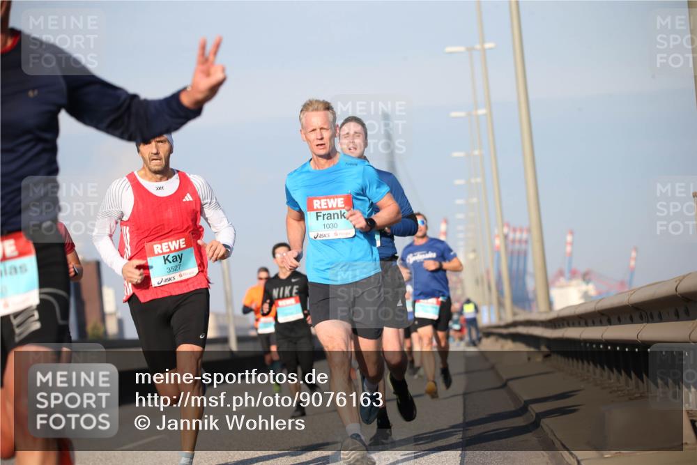 03.10.2025 - Köhlbrandbrückenlauf Jannik Wohlers http://msf.ph/oto/9076163 03.10.2025 09:42:46 Position 3 3527, 1030 meine-sportfotos.de