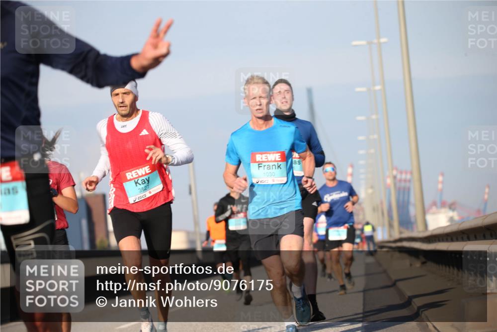 03.10.2025 - Köhlbrandbrückenlauf Jannik Wohlers http://msf.ph/oto/9076175 03.10.2025 09:42:46 Position 3 3527, 1030 meine-sportfotos.de